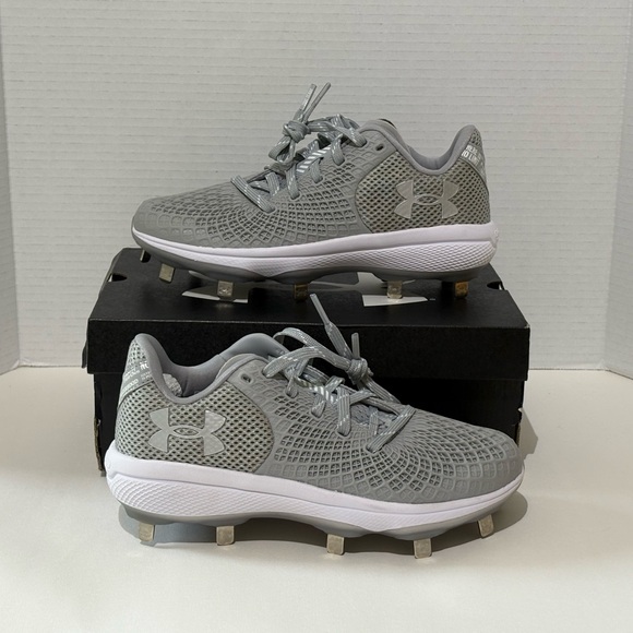 Under Armour Women’s Glyde 2 MT Softball Cleats 3026601-102 - Picture 1 of 14